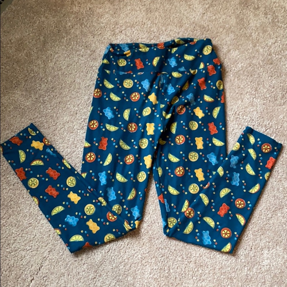 LuLaRoe Gummy Bear Leggings